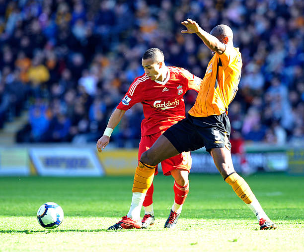 他对自我突 他对自我突