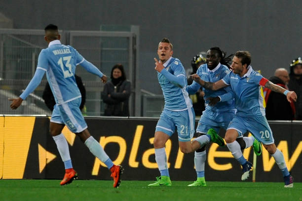 梅西和乌拉 梅西和乌拉